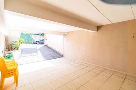 Casa à venda com 160m², 2 quartos e 3 vagasGaragem