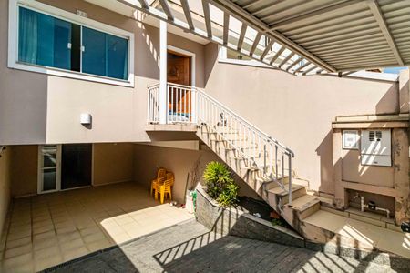 Casa à venda com 160m², 2 quartos e 3 vagasGaragem