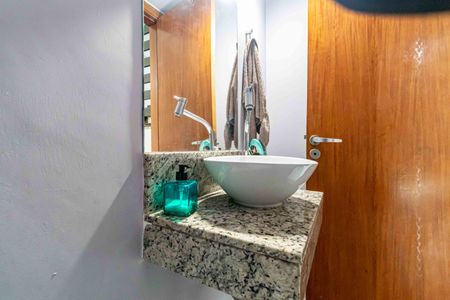 Casa à venda com 160m², 2 quartos e 3 vagasLavabo Sala