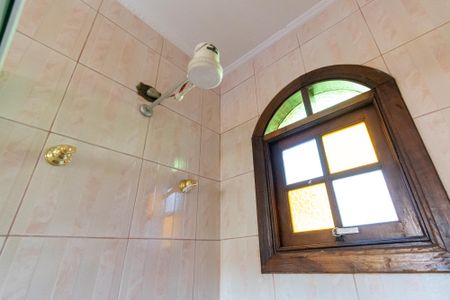 Casa à venda com 295m², 4 quartos e 4 vagasBanheiro da Suíte