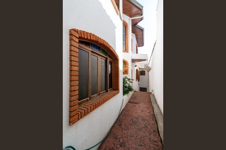 Casa à venda com 295m², 4 quartos e 4 vagasCorredor Externo