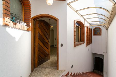 Casa à venda com 295m², 4 quartos e 4 vagasEntrada