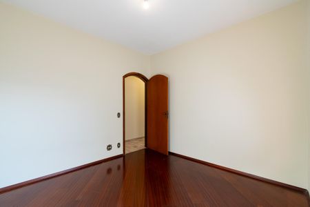 Casa à venda com 295m², 4 quartos e 4 vagasQuarto 3