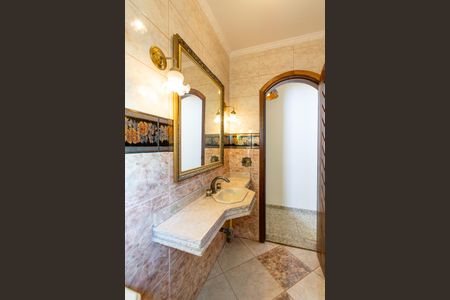 Casa à venda com 295m², 4 quartos e 4 vagasLavabo