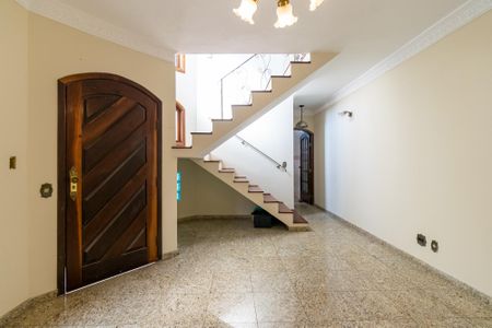 Casa à venda com 295m², 4 quartos e 4 vagasSala
