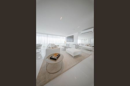 Apartamento à venda com 3 quartos, 200m² em Pinheiros, São Paulo