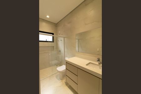 Casa à venda com 170m², 3 quartos e 4 vagasBanheiro da Suíte 1