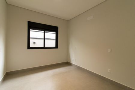 Casa à venda com 170m², 3 quartos e 4 vagasSuíte 2