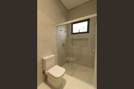 Casa à venda com 170m², 3 quartos e 4 vagasBanheiro da Suíte 2