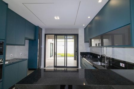 Casa à venda com 170m², 3 quartos e 4 vagasCozinha