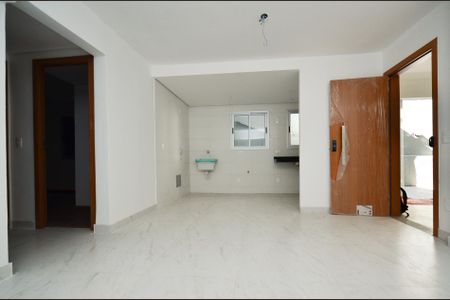 Apartamento à venda com 97m², 2 quartos e 1 vaga Apartamento à venda com 97m², 2 quartos e 1 vagaSala de estar