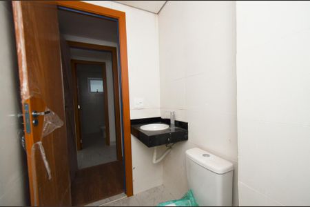 Apartamento à venda com 97m², 2 quartos e 1 vaga Apartamento à venda com 97m², 2 quartos e 1 vagaBanheiro da suite