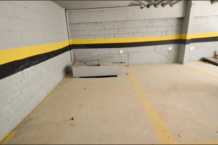 Apartamento à venda com 97m², 2 quartos e 1 vaga Apartamento à venda com 97m², 2 quartos e 1 vagaGaragem