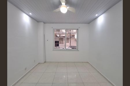 Apartamento para alugar com 30m², 1 quarto e sem vagaSala/Quarto