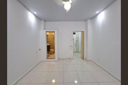 Apartamento para alugar com 30m², 1 quarto e sem vagaSala/Quarto
