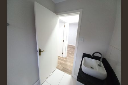 Apartamento para alugar com 76m², 2 quartos e sem vaga Apartamento para alugar com 76m², 2 quartos e sem vagaBanheiro 1