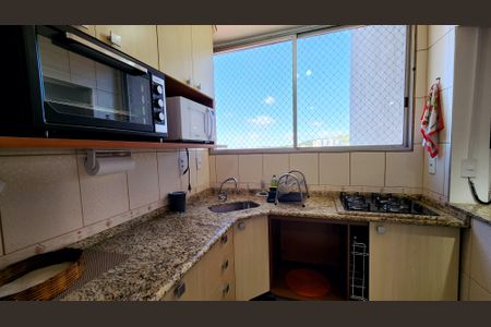 Apartamento para alugar com 93m², 3 quartos e 1 vaga Apartamento para alugar com 93m², 3 quartos e 1 vagaCozinha e Área de Serviço