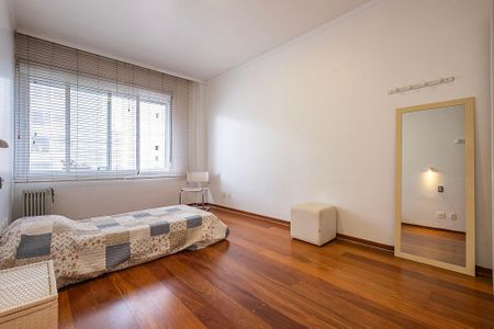 Apartamento para alugar com 158m², 3 quartos e 2 vagasQuarto 2