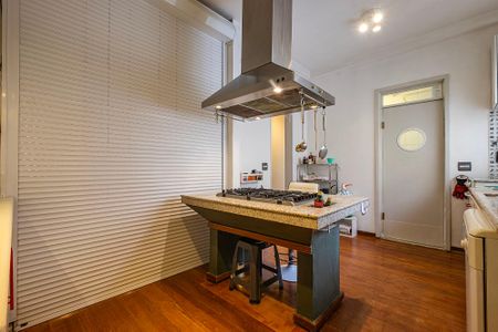 Apartamento para alugar com 158m², 3 quartos e 2 vagasCozinha