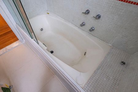 Apartamento para alugar com 158m², 3 quartos e 2 vagasBanheiro Social