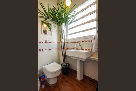 Apartamento para alugar com 158m², 3 quartos e 2 vagasLavabo