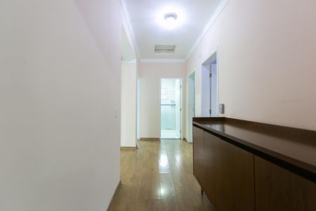 Casa à venda com 600m², 5 quartos e 4 vagasHall do Quarto