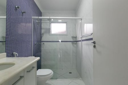 Casa à venda com 600m², 5 quartos e 4 vagasBanheiro 2