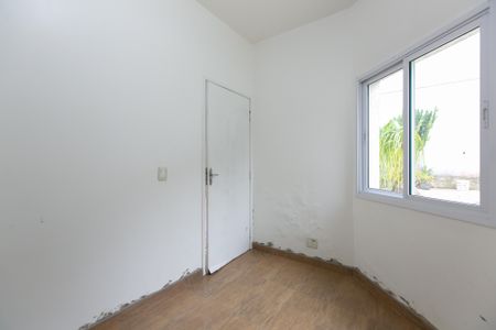 Casa à venda com 600m², 5 quartos e 4 vagasQuarto 4