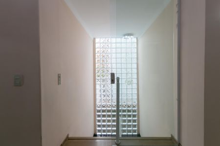 Casa à venda com 600m², 5 quartos e 4 vagasHall do Quarto