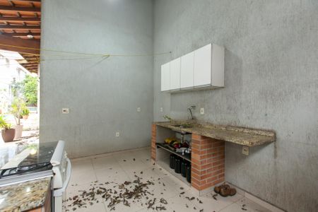 Casa à venda com 600m², 5 quartos e 4 vagasÁrea Gourmet