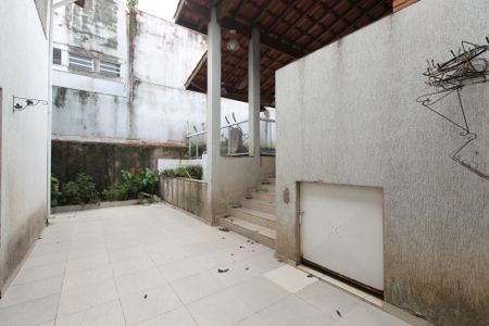 Casa à venda com 600m², 5 quartos e 4 vagasÁrea Externa