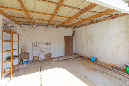 Casa à venda com 110m², 4 quartos e 4 vagas Casa à venda com 110m², 4 quartos e 4 vagasGaragem