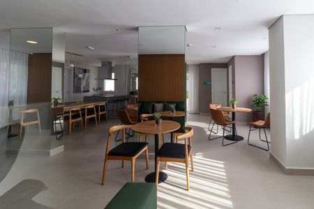 Apartamento à venda com 40m², 2 quartos e sem vaga Apartamento à venda com 40m², 2 quartos e sem vagaÁrea Comum - Salão de Festas