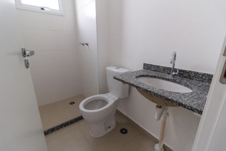 Apartamento à venda com 40m², 2 quartos e sem vaga Apartamento à venda com 40m², 2 quartos e sem vagaBanheiro