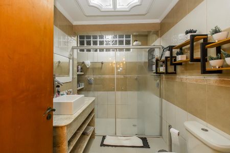 Casa à venda com 250m², 8 quartos e sem vaga Casa à venda com 250m², 8 quartos e sem vagaBanheiro 2 da casa 2