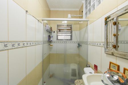 Casa à venda com 250m², 8 quartos e sem vaga Casa à venda com 250m², 8 quartos e sem vagaBanheiro 1 da casa 2