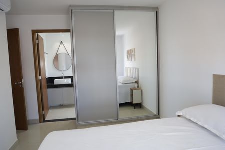 Apartamento para alugar com 64m², 2 quartos e 1 vagaSuíte