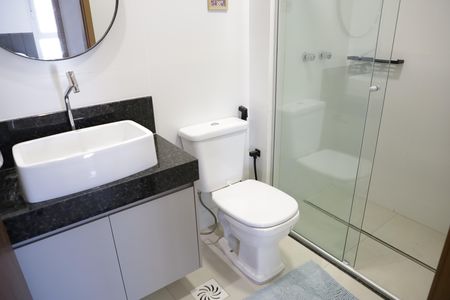 Apartamento para alugar com 64m², 2 quartos e 1 vagaBanheiro Social