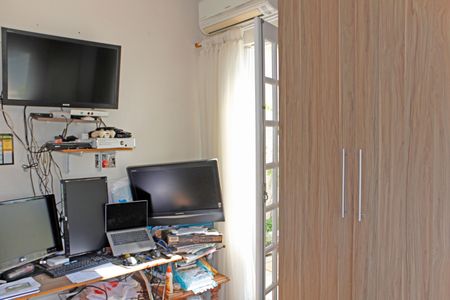 Casa de condomínio para alugar com 141m², 3 quartos e 1 vagaQuarto 2