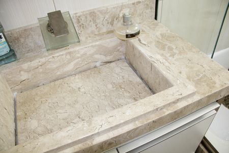 Casa de condomínio para alugar com 141m², 3 quartos e 1 vagaBanheiro do Quarto 1