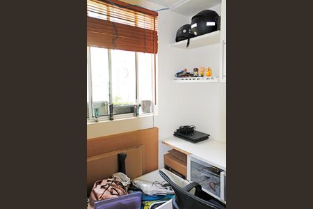 Casa de condomínio para alugar com 141m², 3 quartos e 1 vagaCorredor