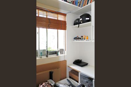 Casa de condomínio para alugar com 141m², 3 quartos e 1 vagaCorredor