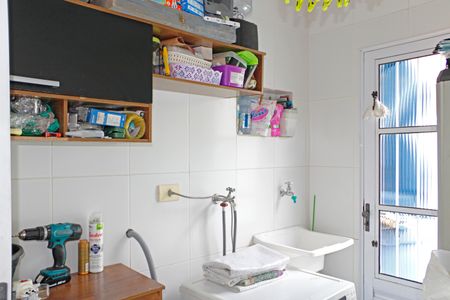 Casa de condomínio para alugar com 141m², 3 quartos e 1 vagaÁrea de Serviço