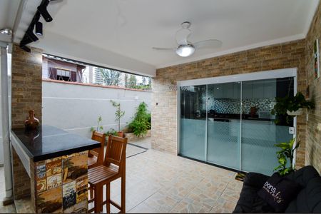 Casa à venda com 170m², 4 quartos e 3 vagas Casa à venda com 170m², 4 quartos e 3 vagasÁrea Gourmet