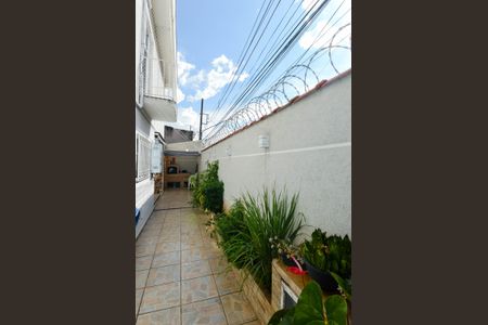 Casa à venda com 170m², 4 quartos e 3 vagas Casa à venda com 170m², 4 quartos e 3 vagasCorredor Lateral