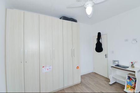 Casa à venda com 170m², 4 quartos e 3 vagas Casa à venda com 170m², 4 quartos e 3 vagasQuarto 1