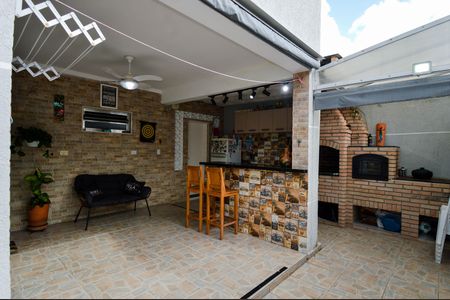 Casa à venda com 170m², 4 quartos e 3 vagas Casa à venda com 170m², 4 quartos e 3 vagasÁrea Gourmet