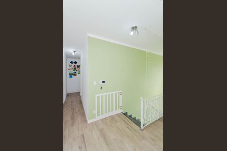 Casa à venda com 170m², 4 quartos e 3 vagas Casa à venda com 170m², 4 quartos e 3 vagasCorredor dos Dormitórios