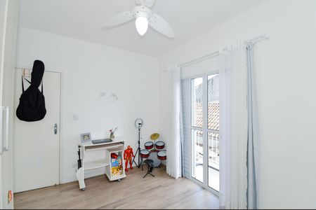 Casa à venda com 170m², 4 quartos e 3 vagas Casa à venda com 170m², 4 quartos e 3 vagasQuarto 1