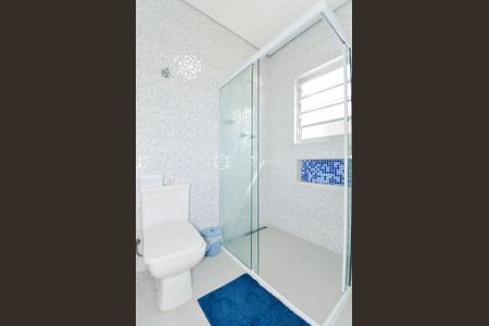 Casa à venda com 170m², 4 quartos e 3 vagas Casa à venda com 170m², 4 quartos e 3 vagasBanheiro Social